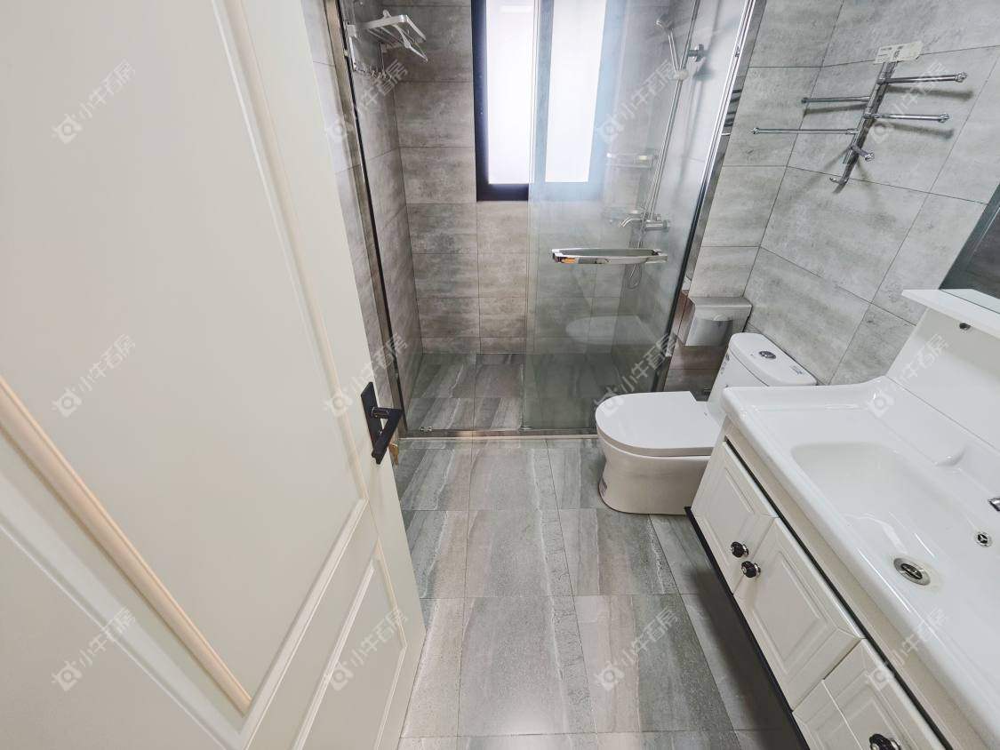 镇江吾悦华府金郡（丹阳）在售二手房源室内图_小牛看房