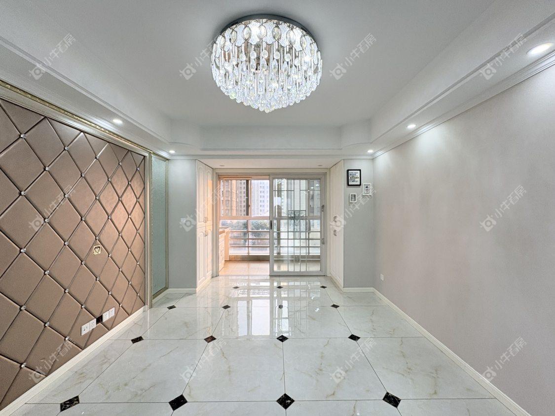 镇江国信宜和在售二手房源室内图_小牛看房