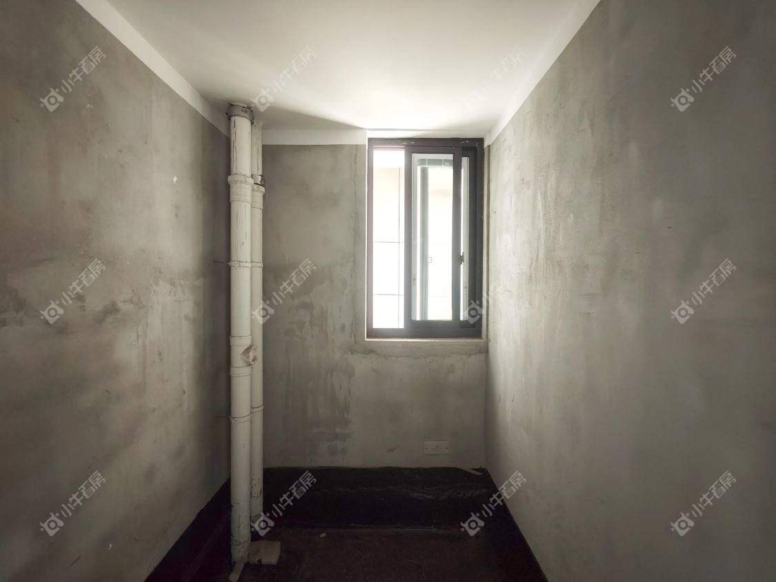 镇江滨河凤凰城在售二手房源室内图_小牛看房