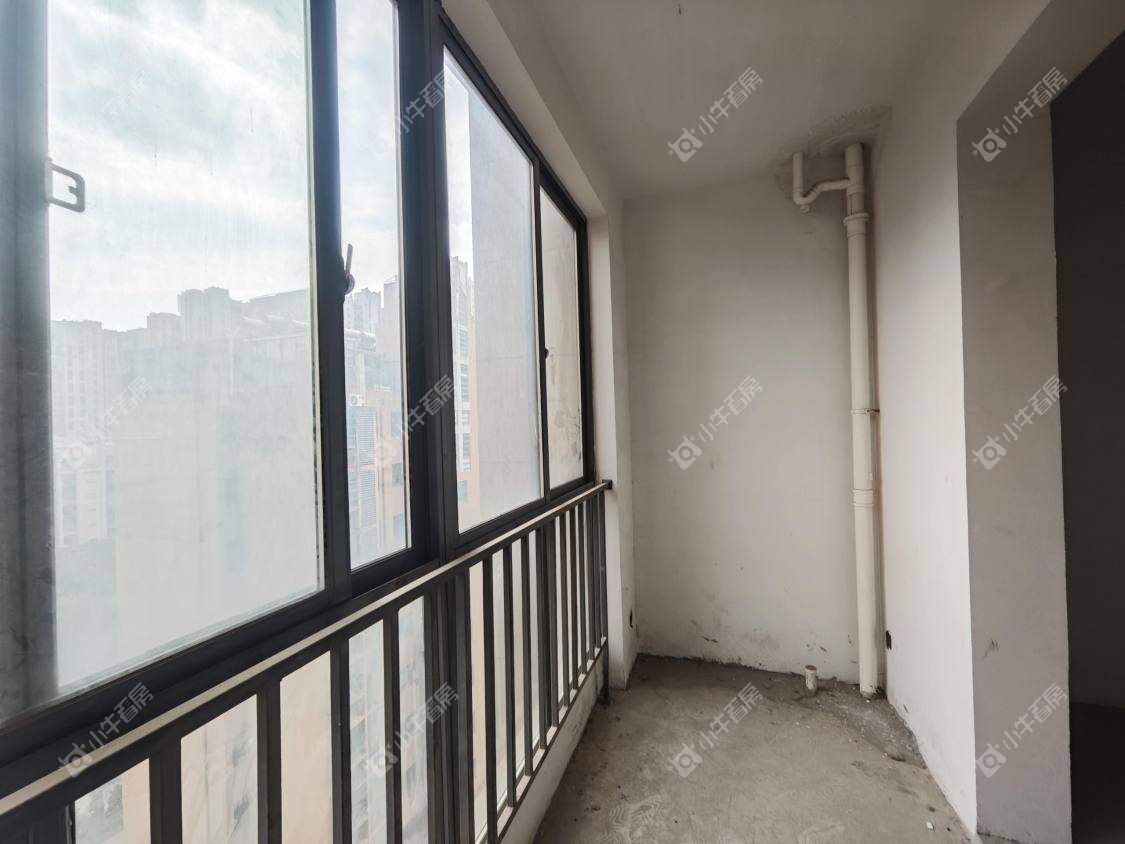 镇江华都锦城在售二手房源室内图_小牛看房