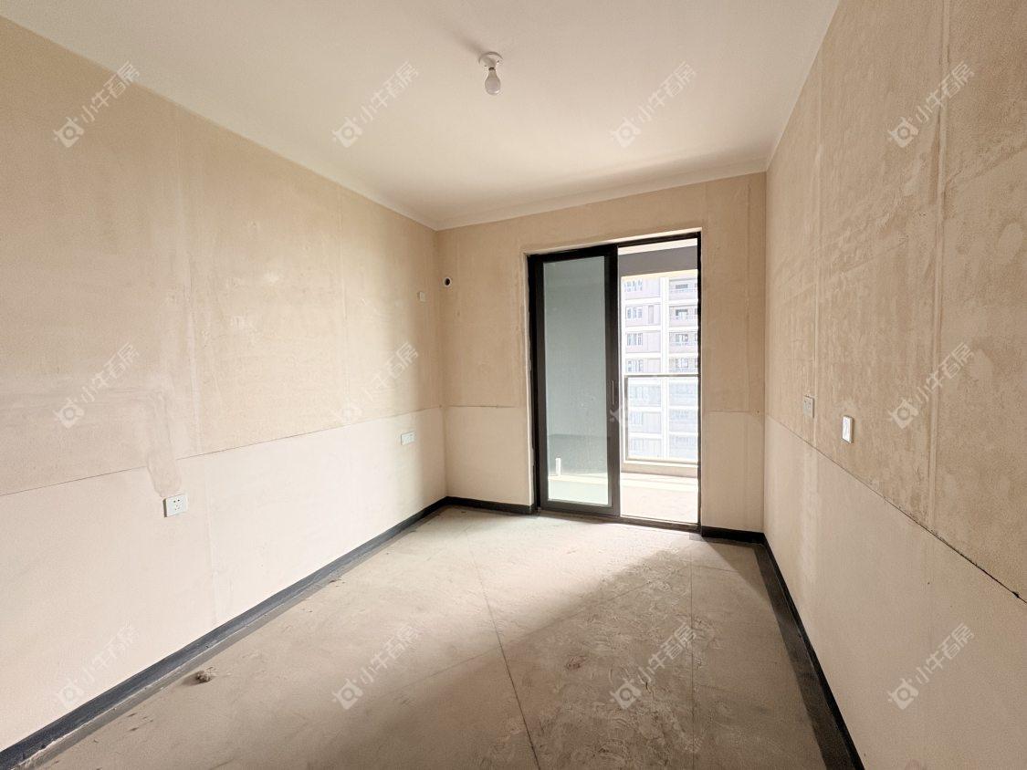 镇江中海时代都会在售二手房源室内图_小牛看房