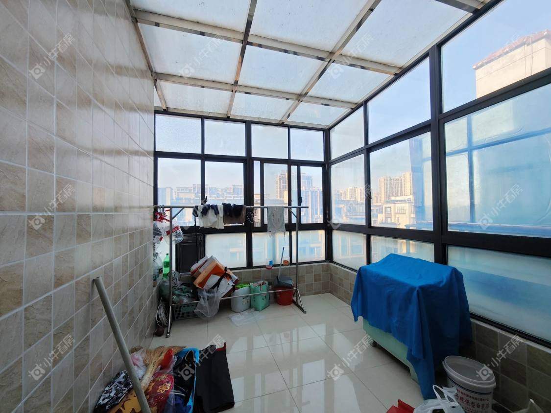 镇江滨河凤凰城在售二手房源室内图_小牛看房