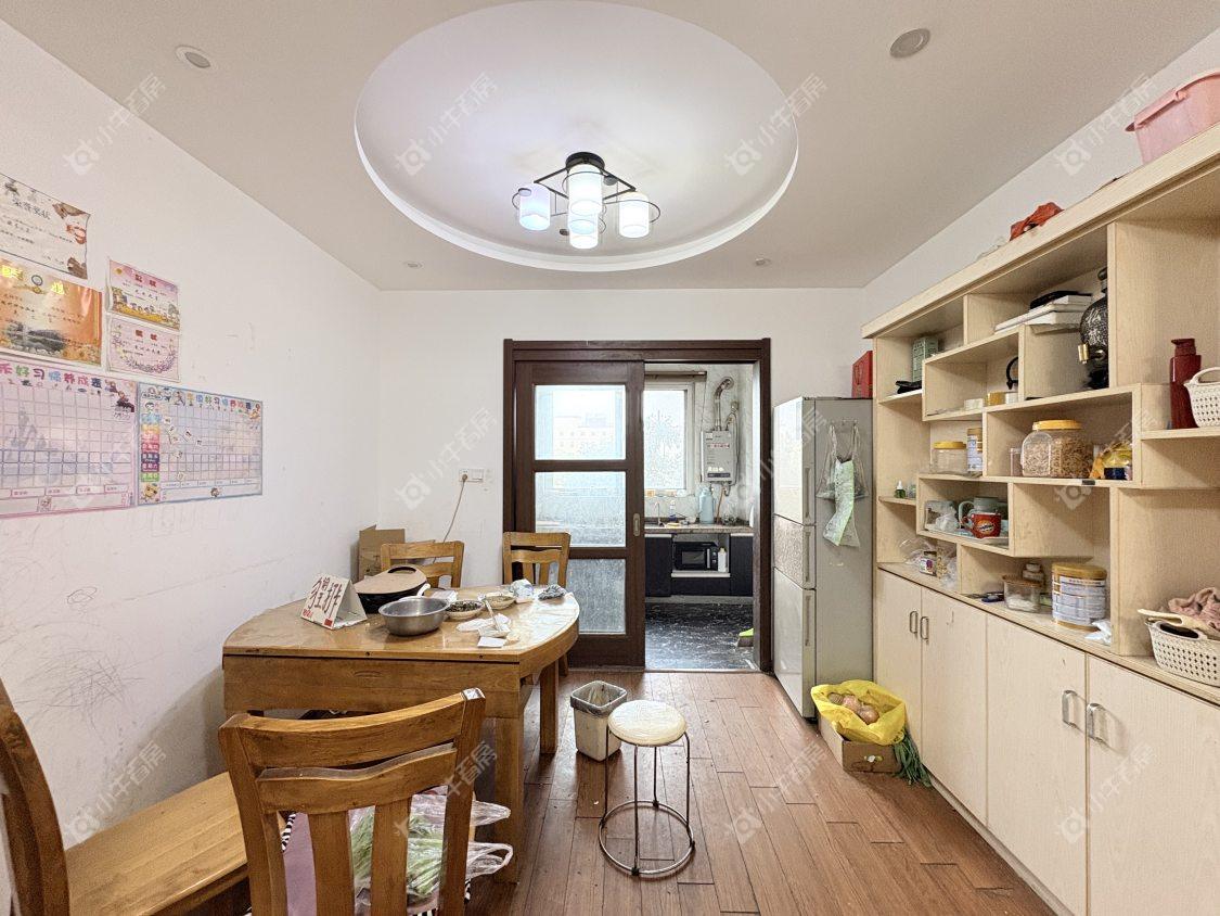 镇江碧桂园在售二手房源室内图_小牛看房