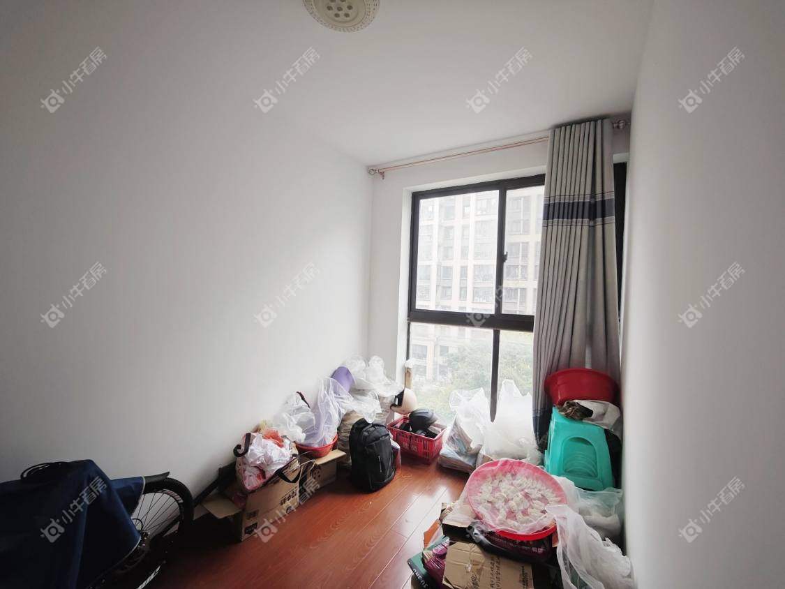 镇江滨河凤凰城在售二手房源室内图_小牛看房