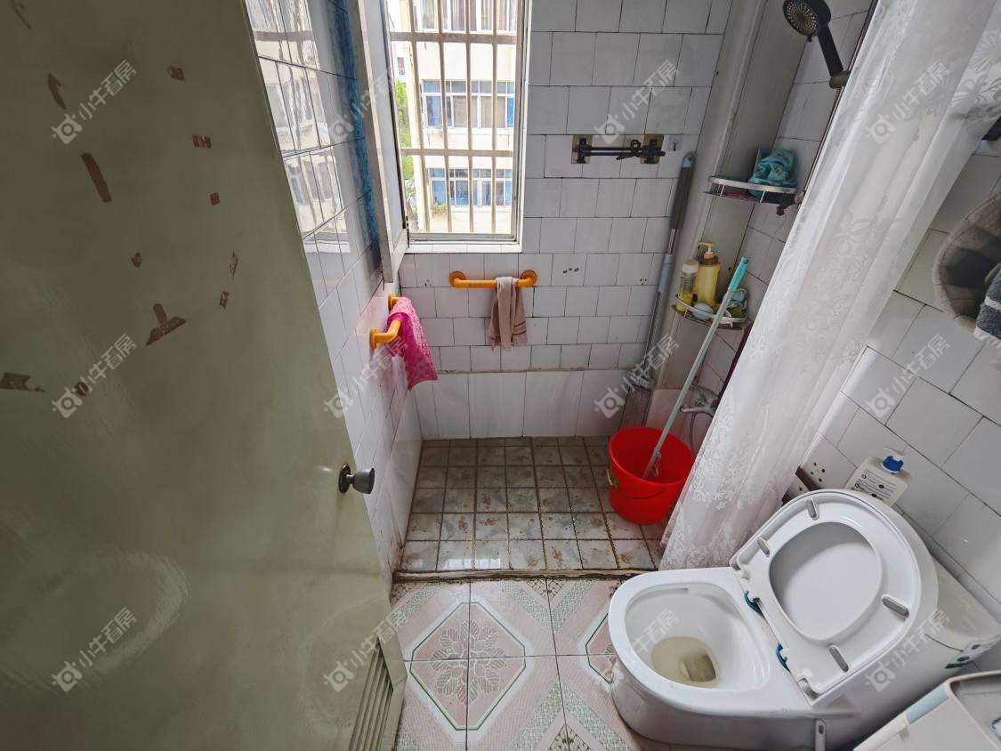 镇江教师新村在售二手房源室内图_小牛看房