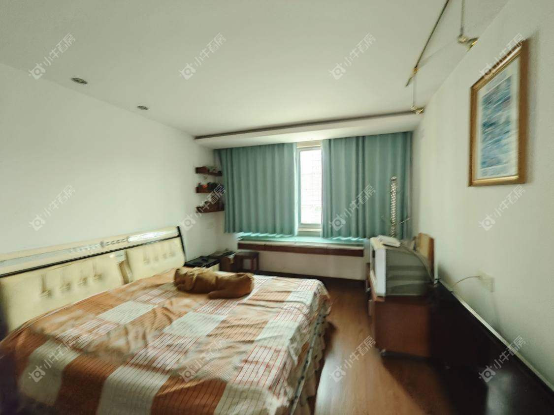 镇江东方花园别墅在售二手房源室内图_小牛看房