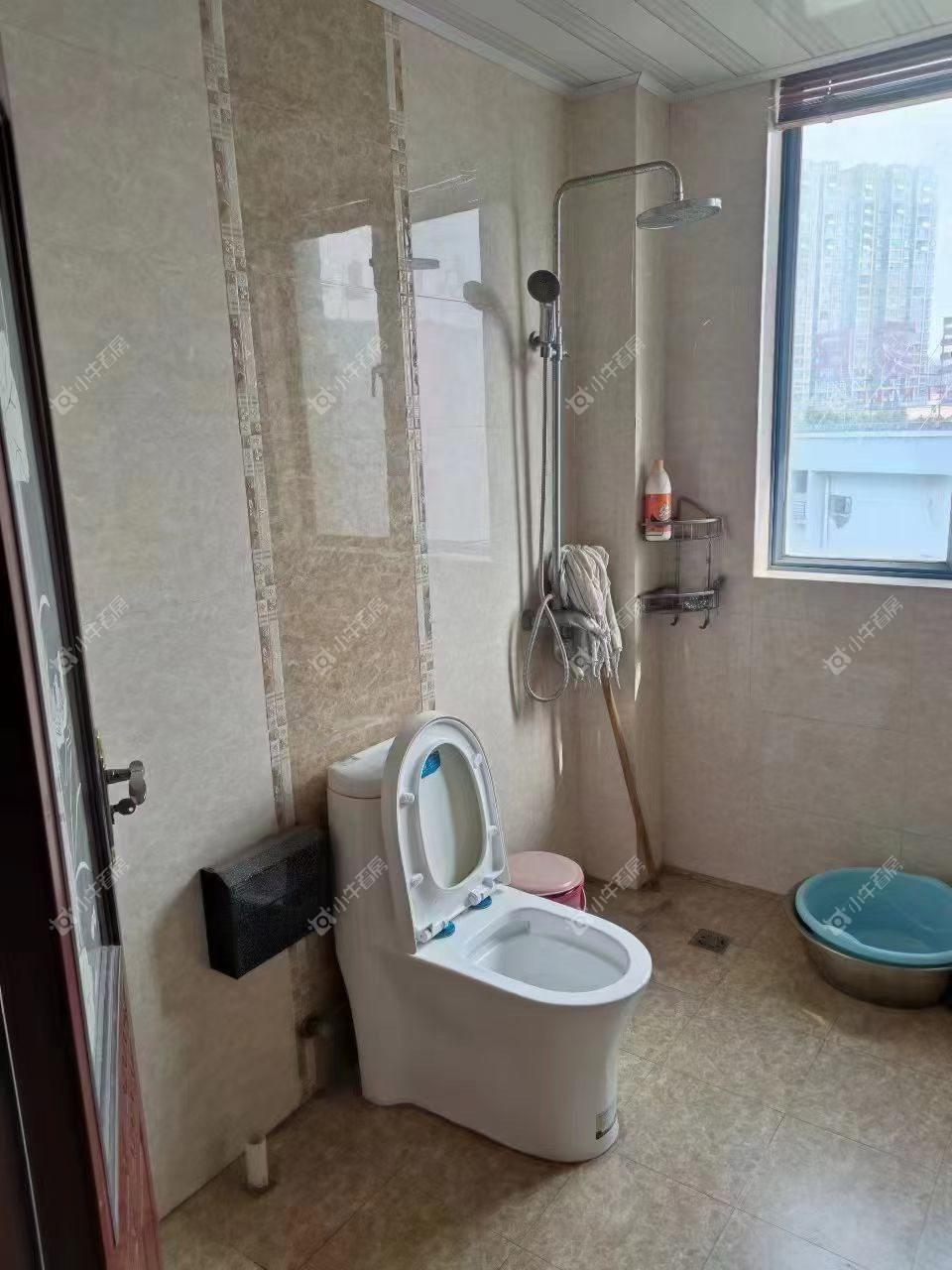 镇江香草新村在售二手房源室内图_小牛看房