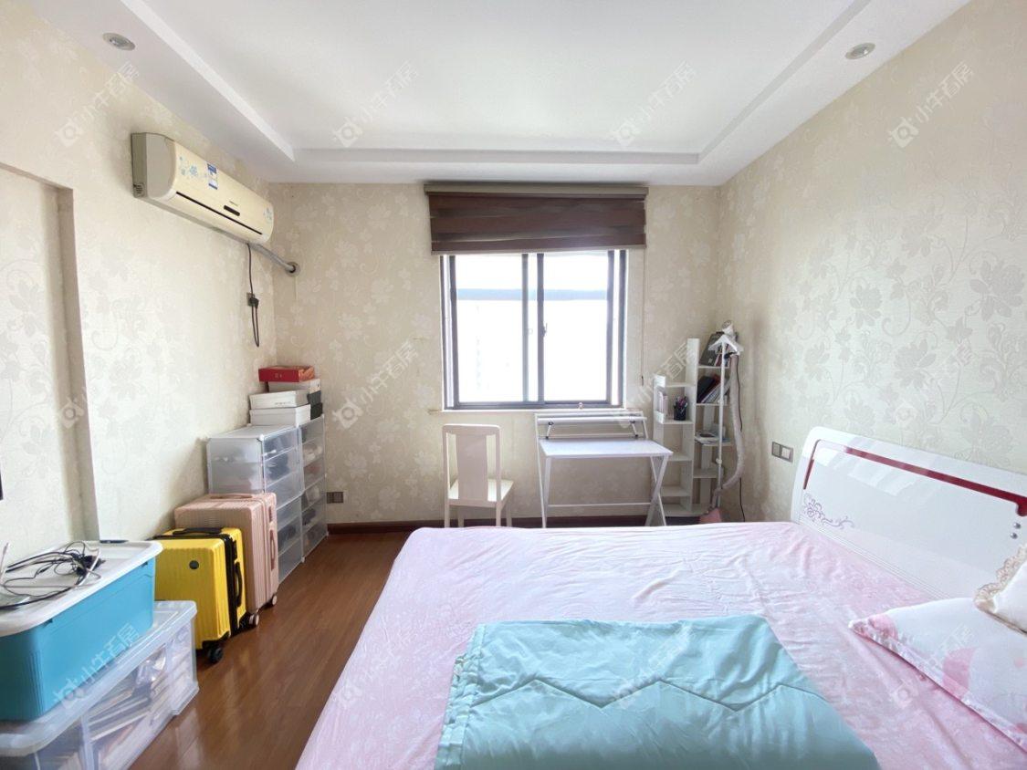 镇江华都锦城在售二手房源室内图_小牛看房