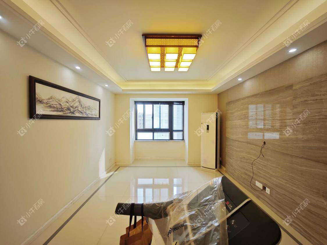 镇江国信宜和在售二手房源室内图_小牛看房