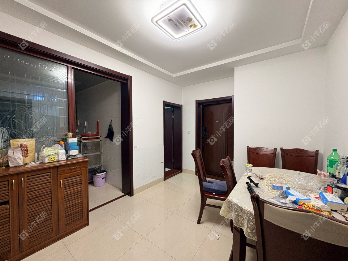 镇江凤凰新村在售二手房源室内图_小牛看房