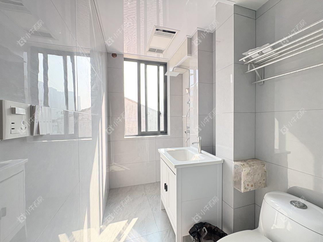 镇江丹金路建材弄在售二手房源室内图_小牛看房