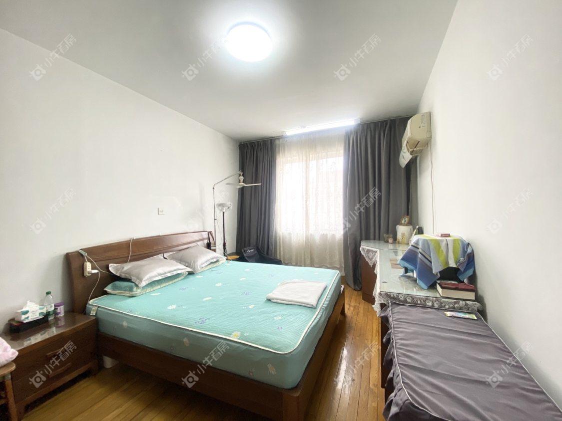 镇江阜阳新三村在售二手房源室内图_小牛看房