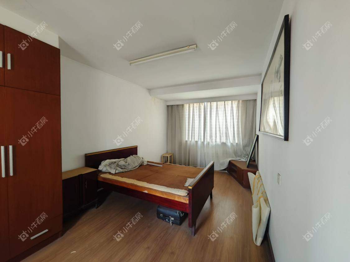 镇江东方花园别墅在售二手房源室内图_小牛看房