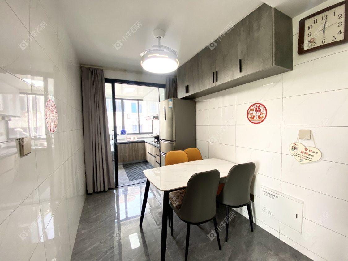 镇江迎春小区在售二手房源室内图_小牛看房