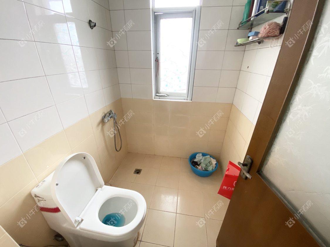 镇江华南新二村在售二手房源室内图_小牛看房