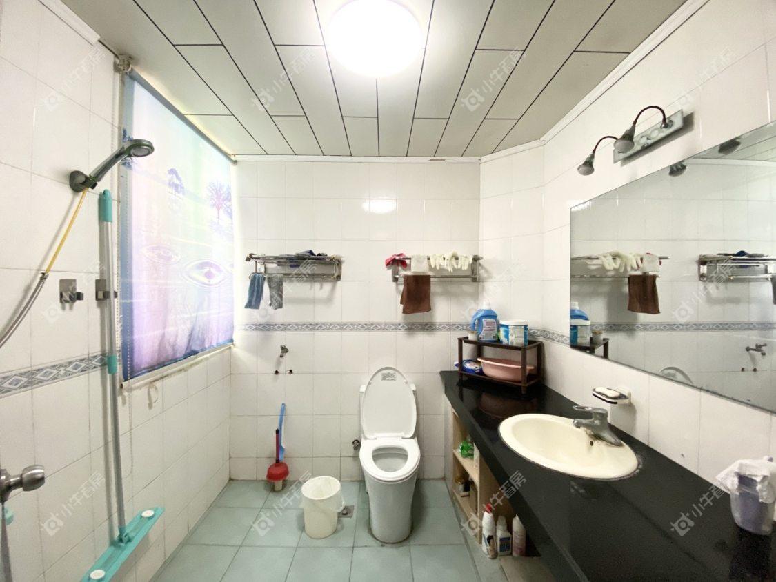 镇江曲园小区在售二手房源室内图_小牛看房