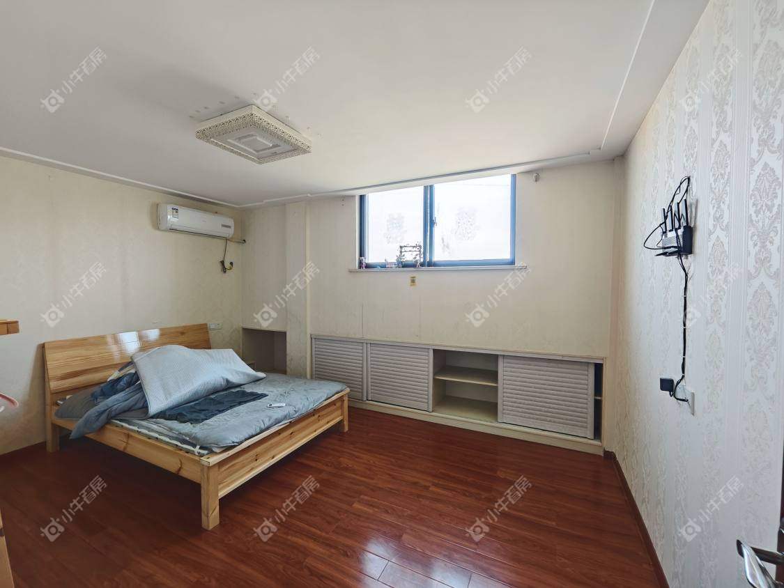 镇江世纪豪都在售二手房源室内图_小牛看房