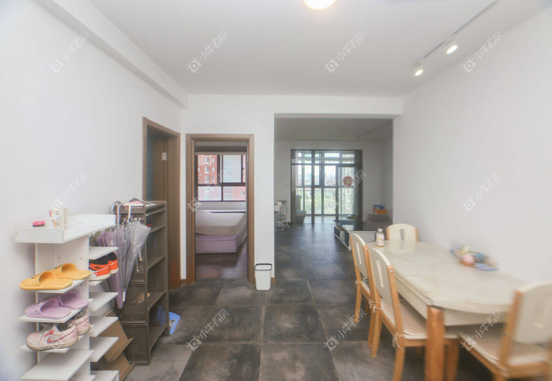 镇江天波城在售二手房源室内图_小牛看房