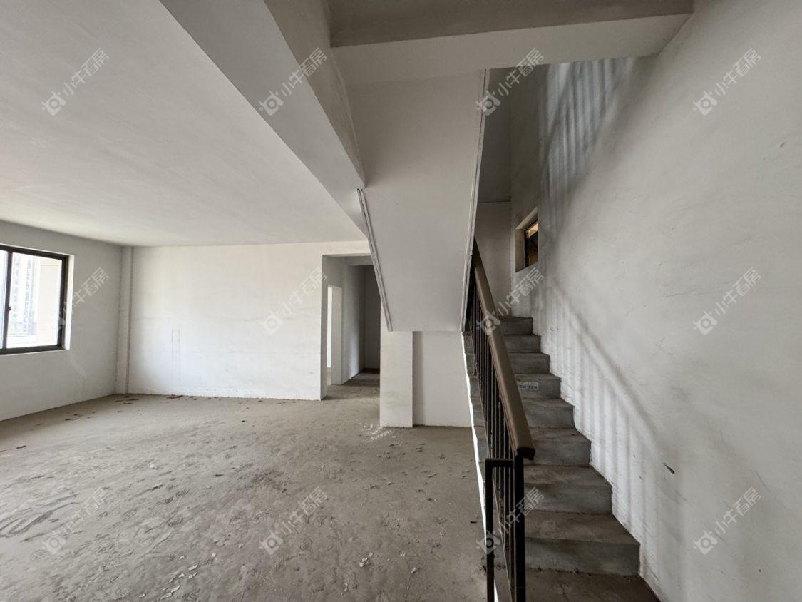 镇江华都锦城在售二手房源室内图_小牛看房