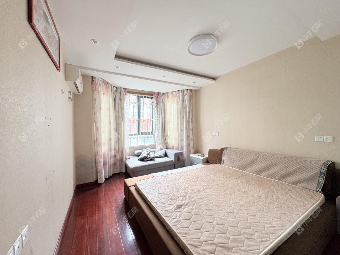 镇江佳景天城在售二手房源室内图_小牛看房