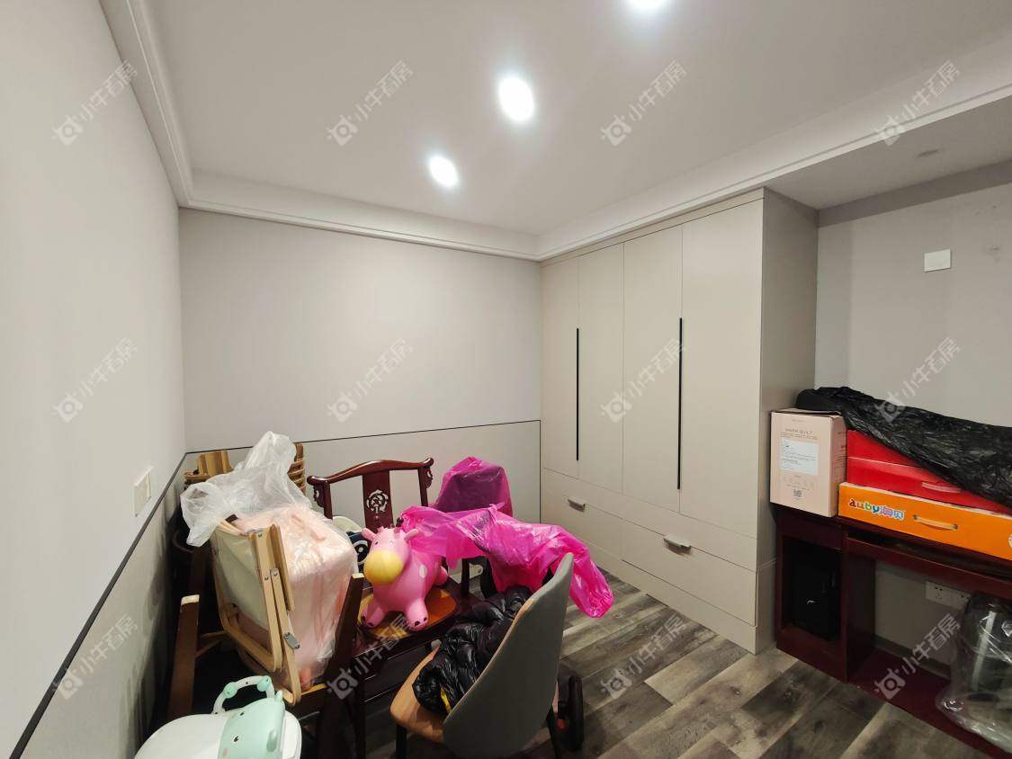 镇江河畔花园在售二手房源室内图_小牛看房