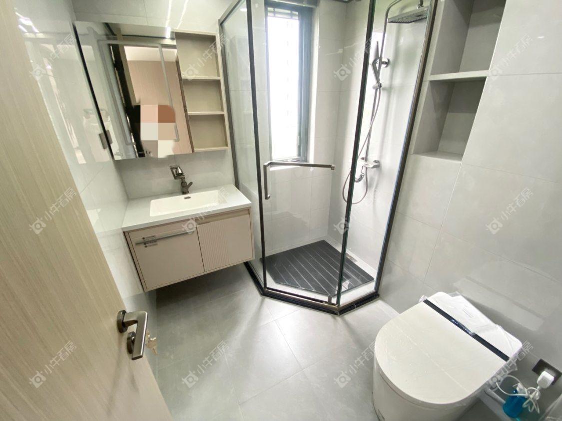 镇江融创华南映在售二手房源室内图_小牛看房