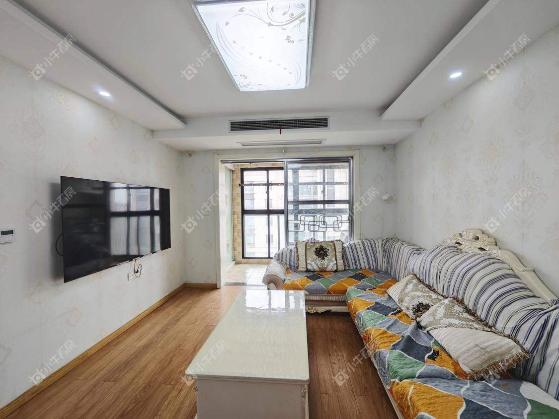 镇江华都锦城在售二手房源室内图_小牛看房