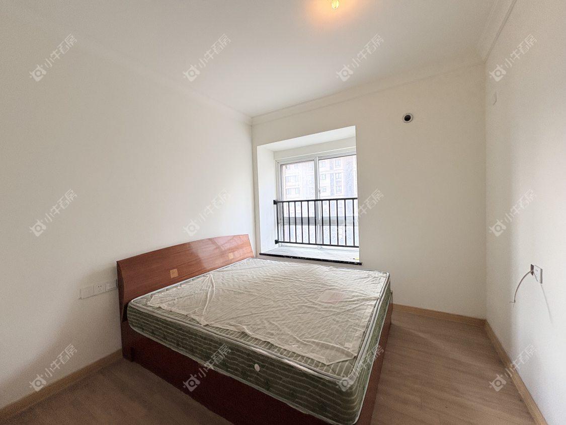 镇江碧桂园在售二手房源室内图_小牛看房