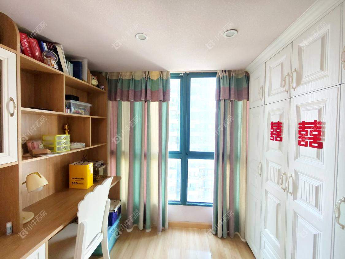 镇江东方盛世在售二手房源室内图_小牛看房