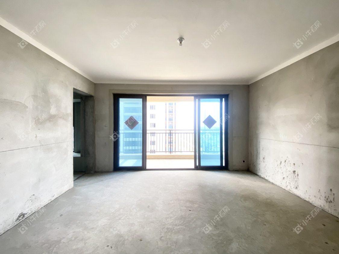 镇江碧桂园樾府在售二手房源室内图_小牛看房