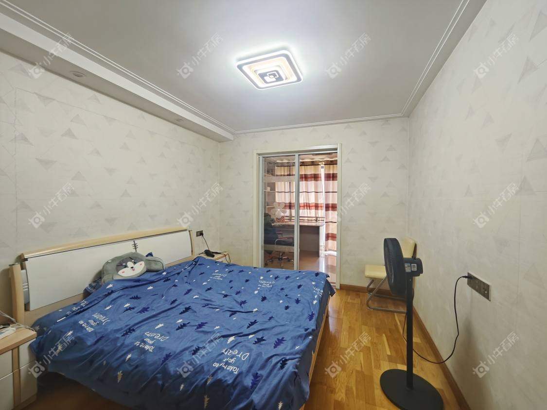 镇江华都锦城在售二手房源室内图_小牛看房