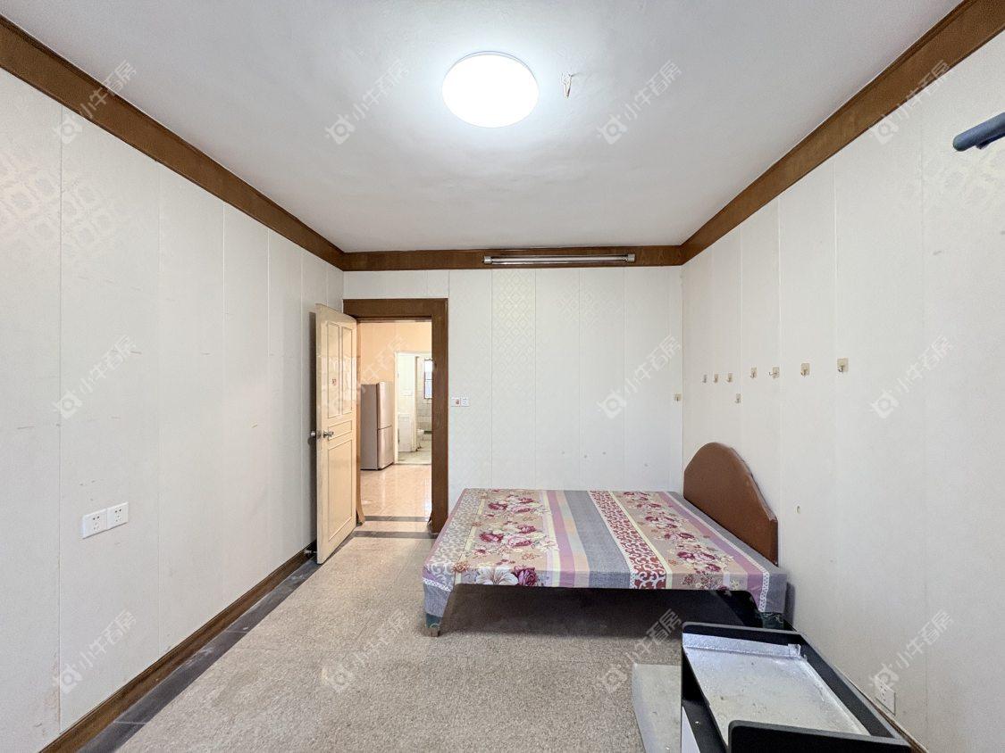 镇江凤美新村在售二手房源室内图_小牛看房