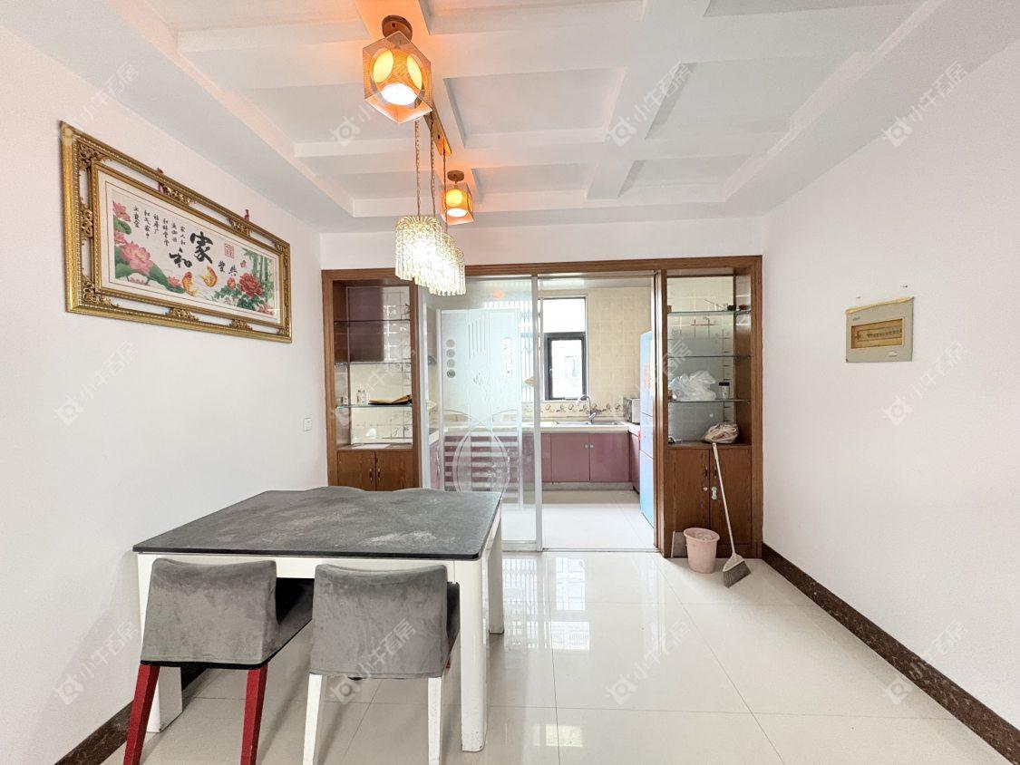 镇江佳景天城在售二手房源室内图_小牛看房