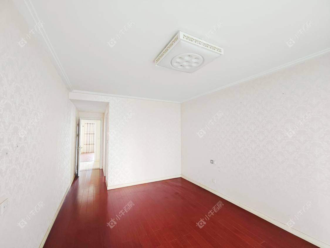 镇江城市绿洲在售二手房源室内图_小牛看房