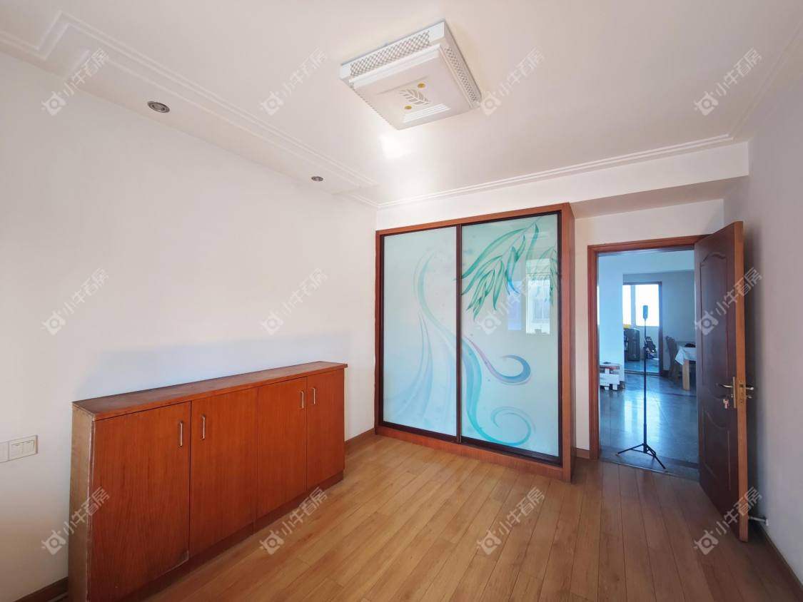 镇江华南新村在售二手房源室内图_小牛看房