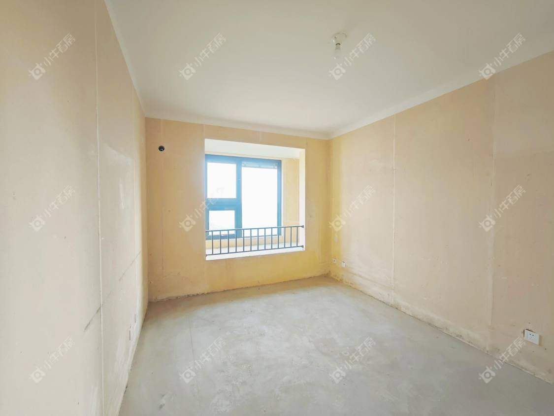 镇江融创华南映在售二手房源室内图_小牛看房