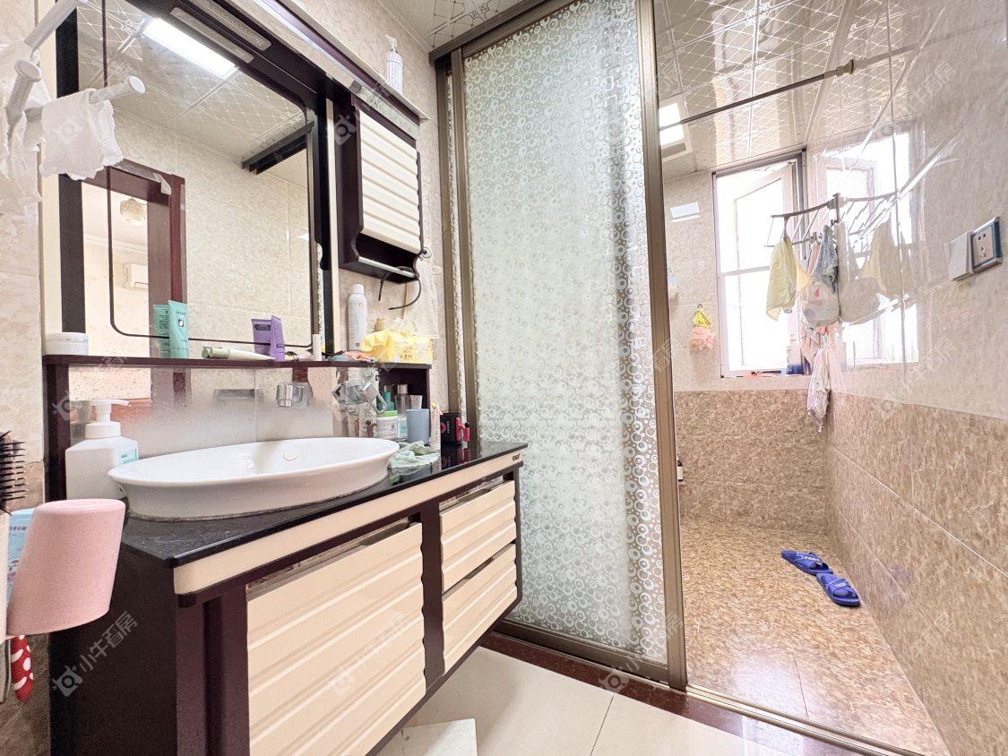 镇江惠泽苑在售二手房源室内图_小牛看房