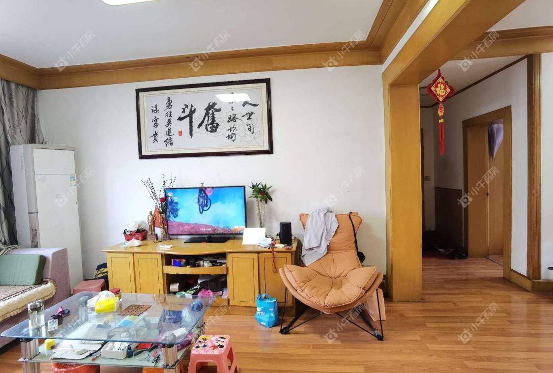 镇江幸福小区在售二手房源室内图_小牛看房