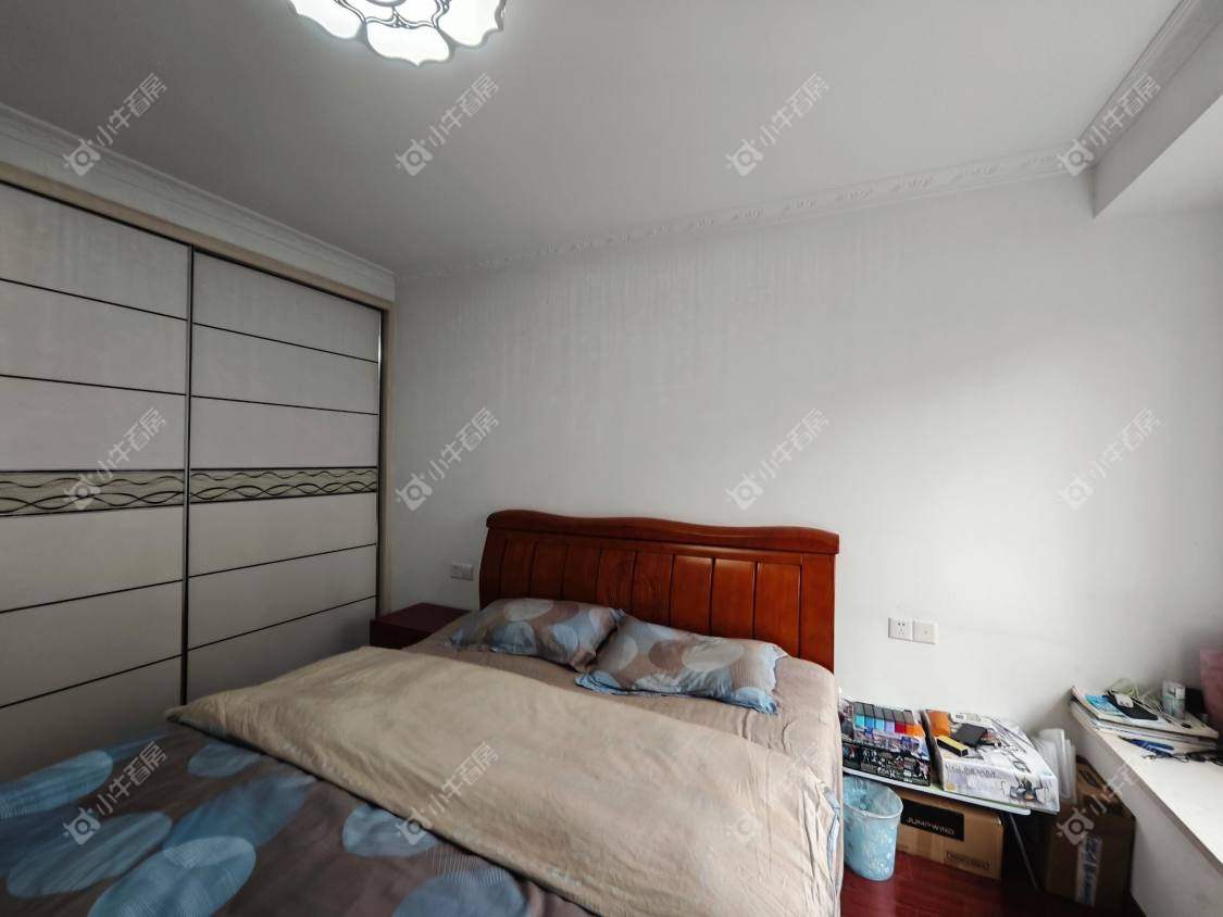 镇江领秀花都在售二手房源室内图_小牛看房