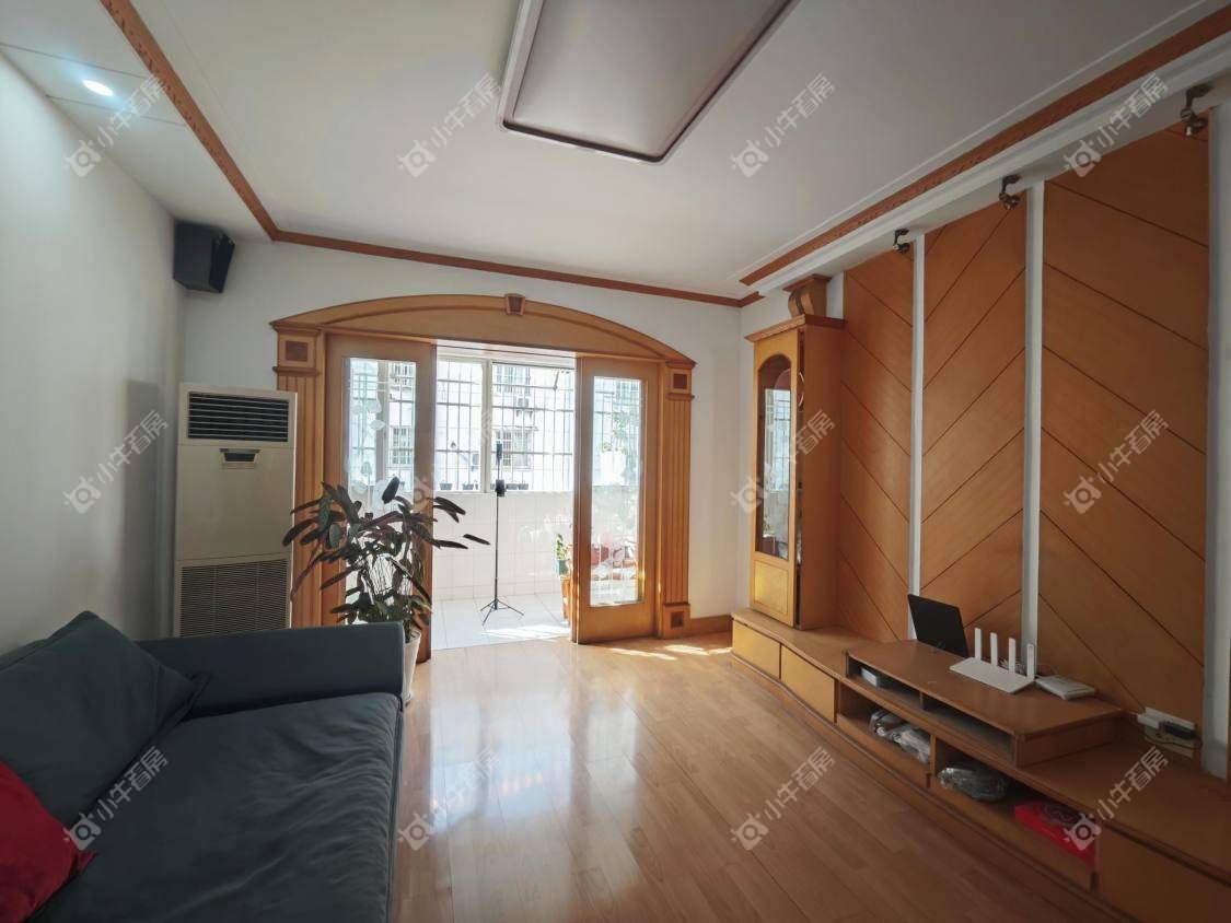 镇江千禧花园在售二手房源室内图_小牛看房