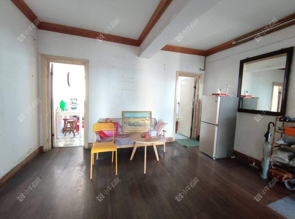 镇江利宝小区在售二手房源室内图_小牛看房