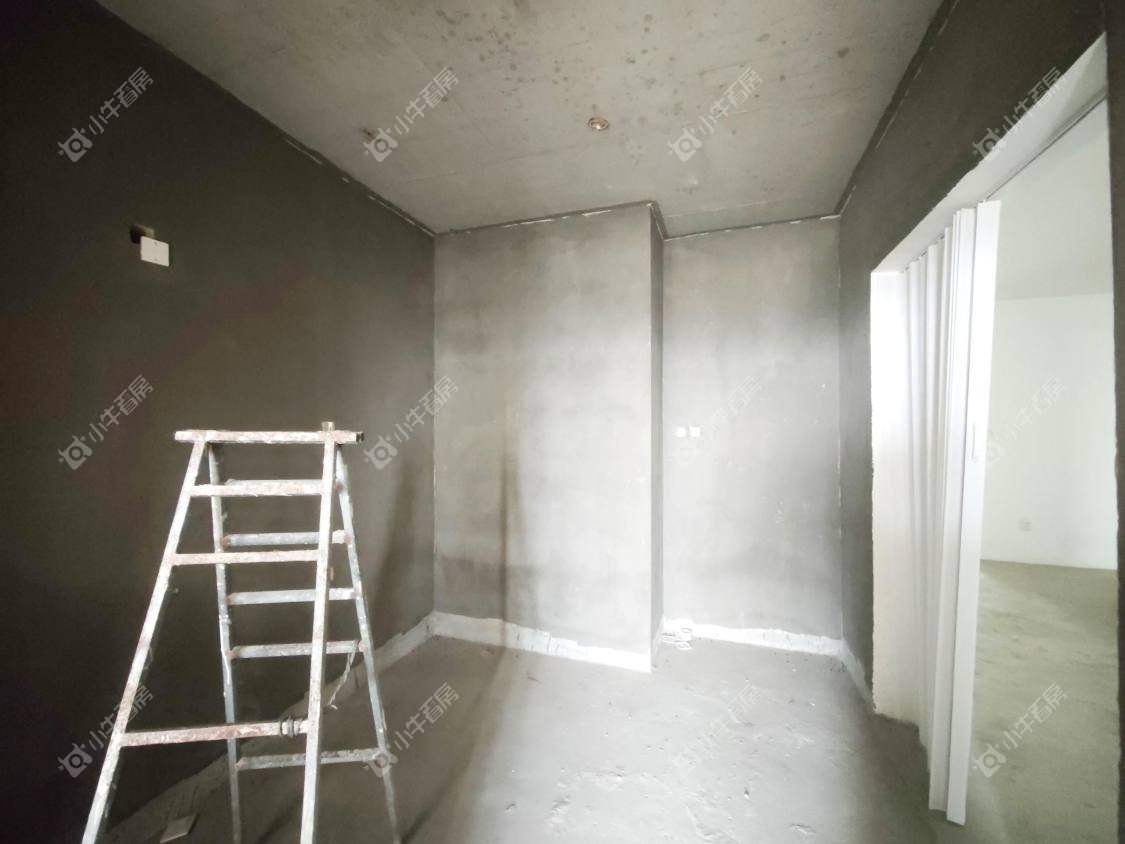 镇江恒大城在售二手房源室内图_小牛看房