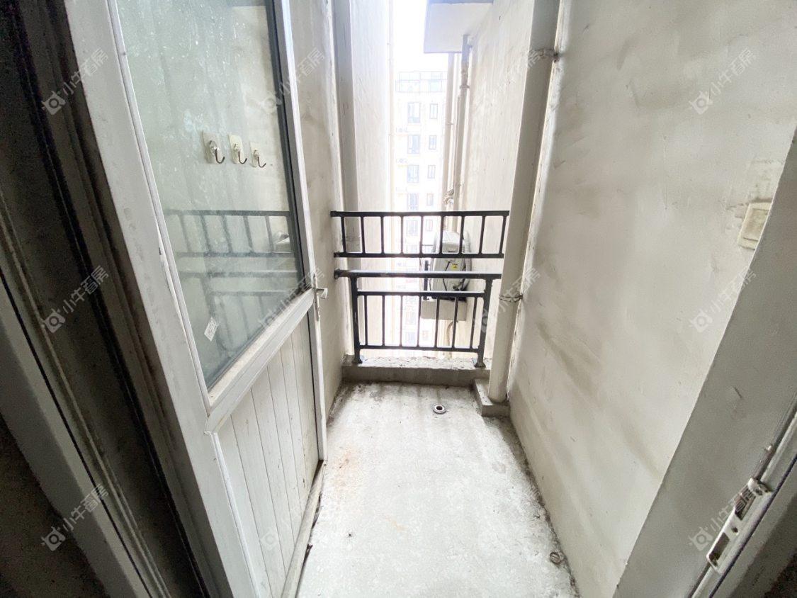 镇江嘉荟新城在售二手房源室内图_小牛看房