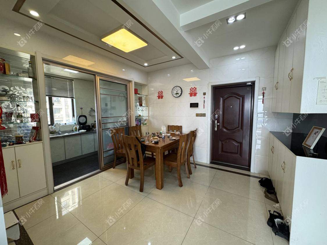 镇江华都锦城在售二手房源室内图_小牛看房