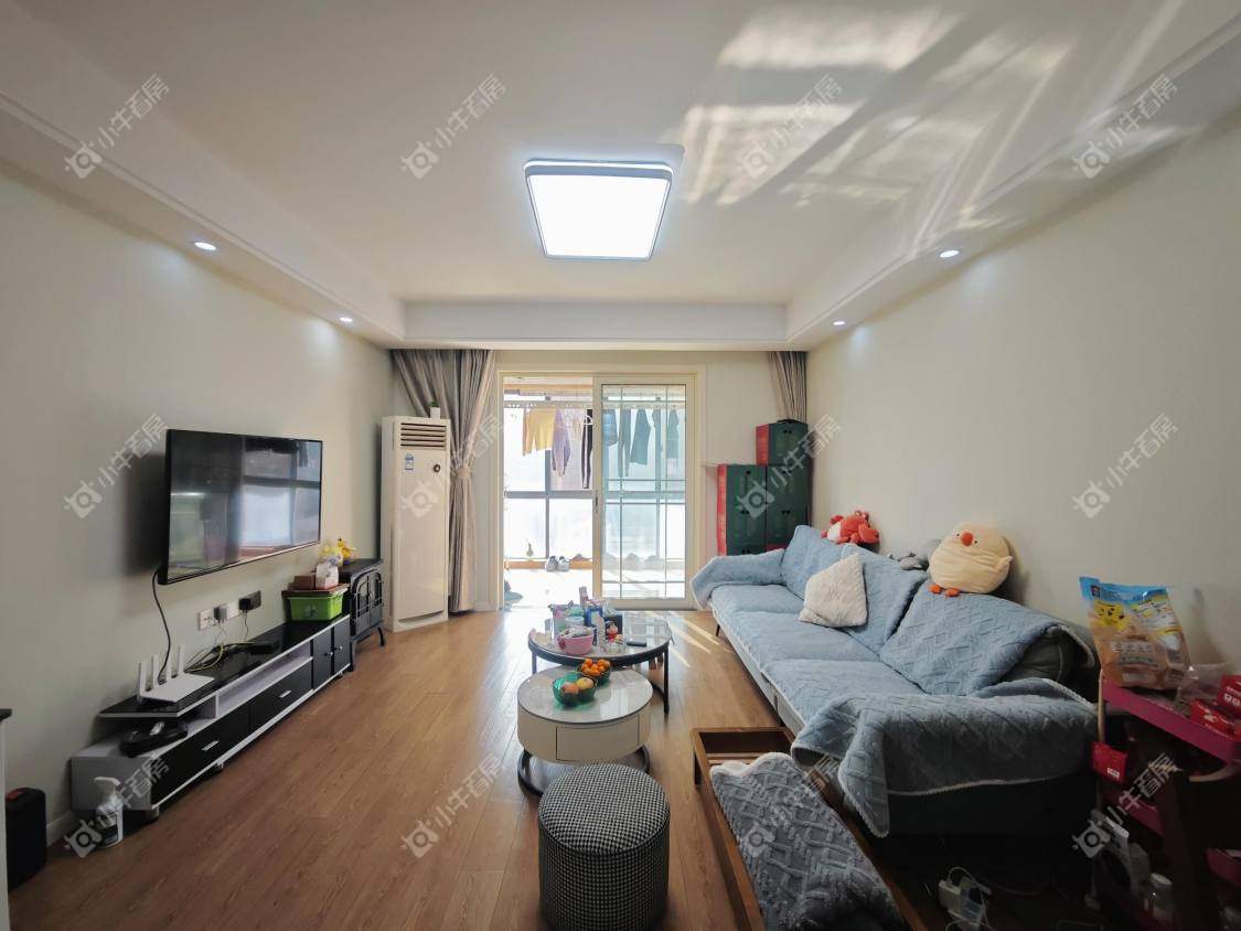 镇江华都锦城在售二手房源室内图_小牛看房