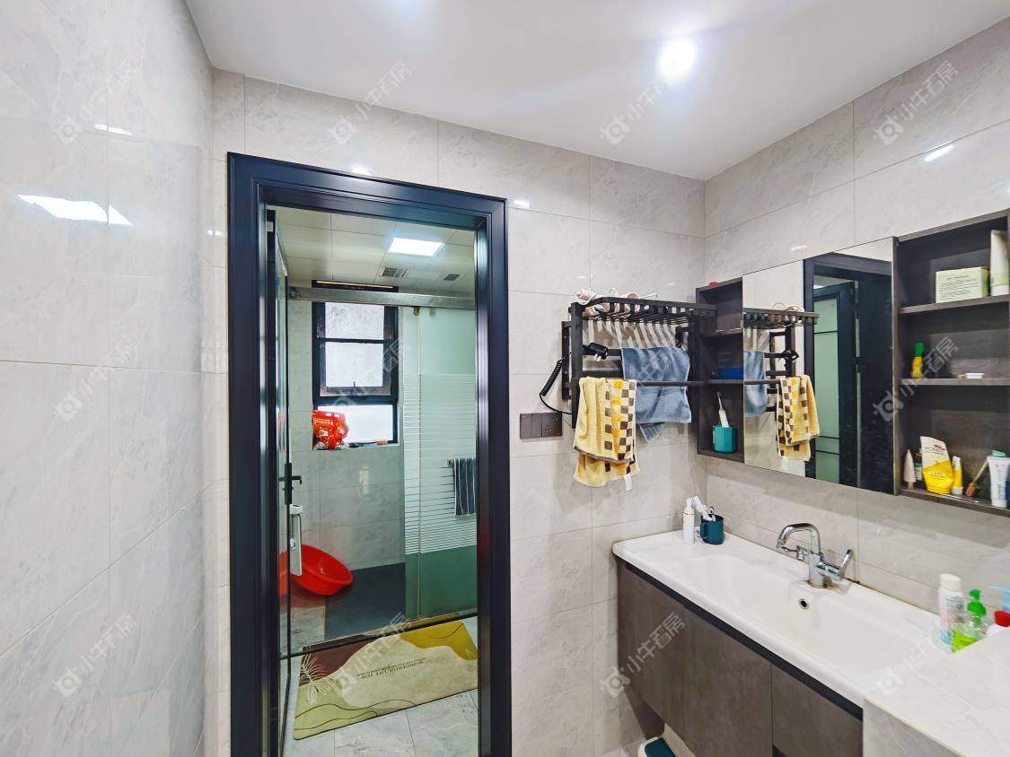 镇江万善上院在售二手房源室内图_小牛看房