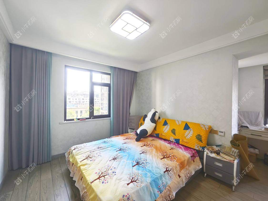 镇江滨河凤凰城在售二手房源室内图_小牛看房