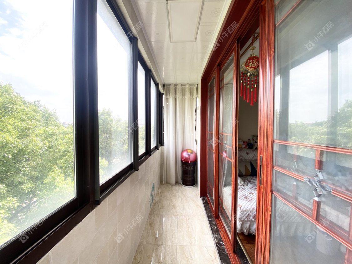 镇江华南新村在售二手房源室内图_小牛看房