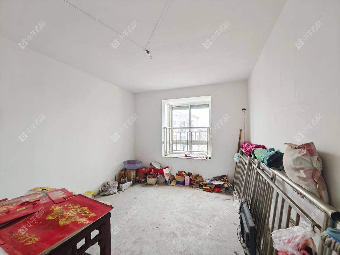 镇江河阳新城在售二手房源室内图_小牛看房