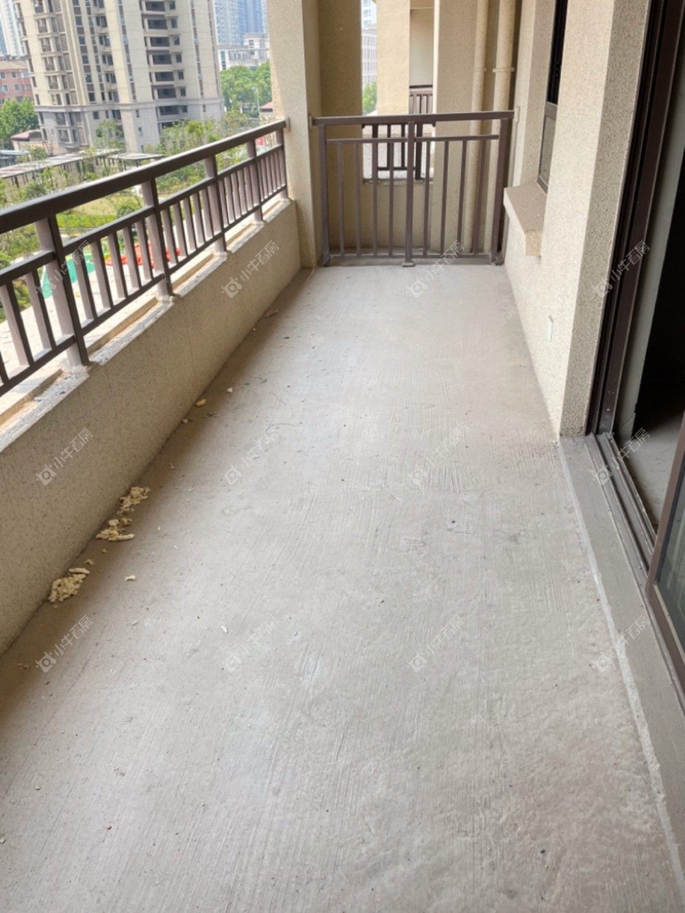 镇江荣城国际（中央公馆）在售二手房源_小牛看房